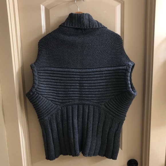 Stella McCartney Shawled Lapel Vest/Sweater - Picture 8 of 8